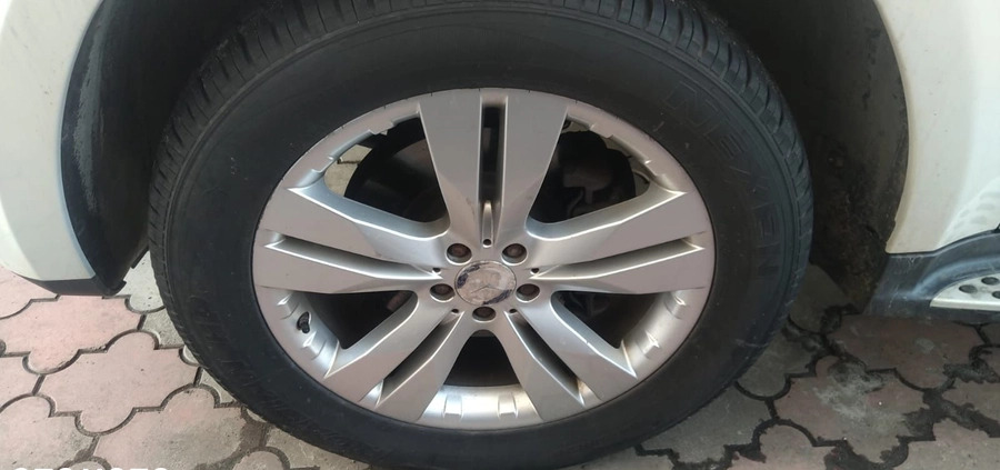 Mercedes-Benz GL cena 79000 przebieg: 119200, rok produkcji 2011 z Iłowa małe 466